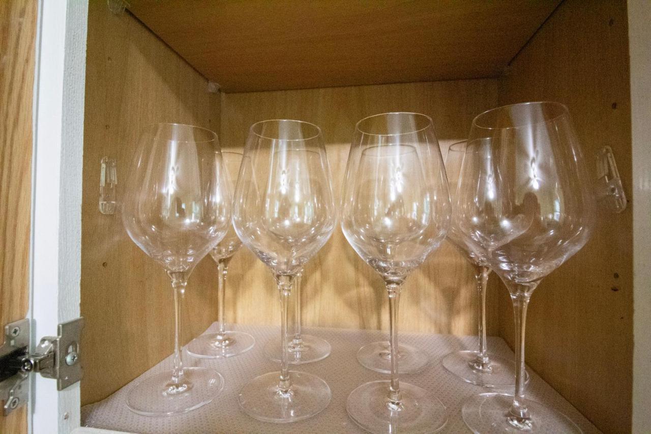 Two-Bedroom Apartment,1483626170:JPEG