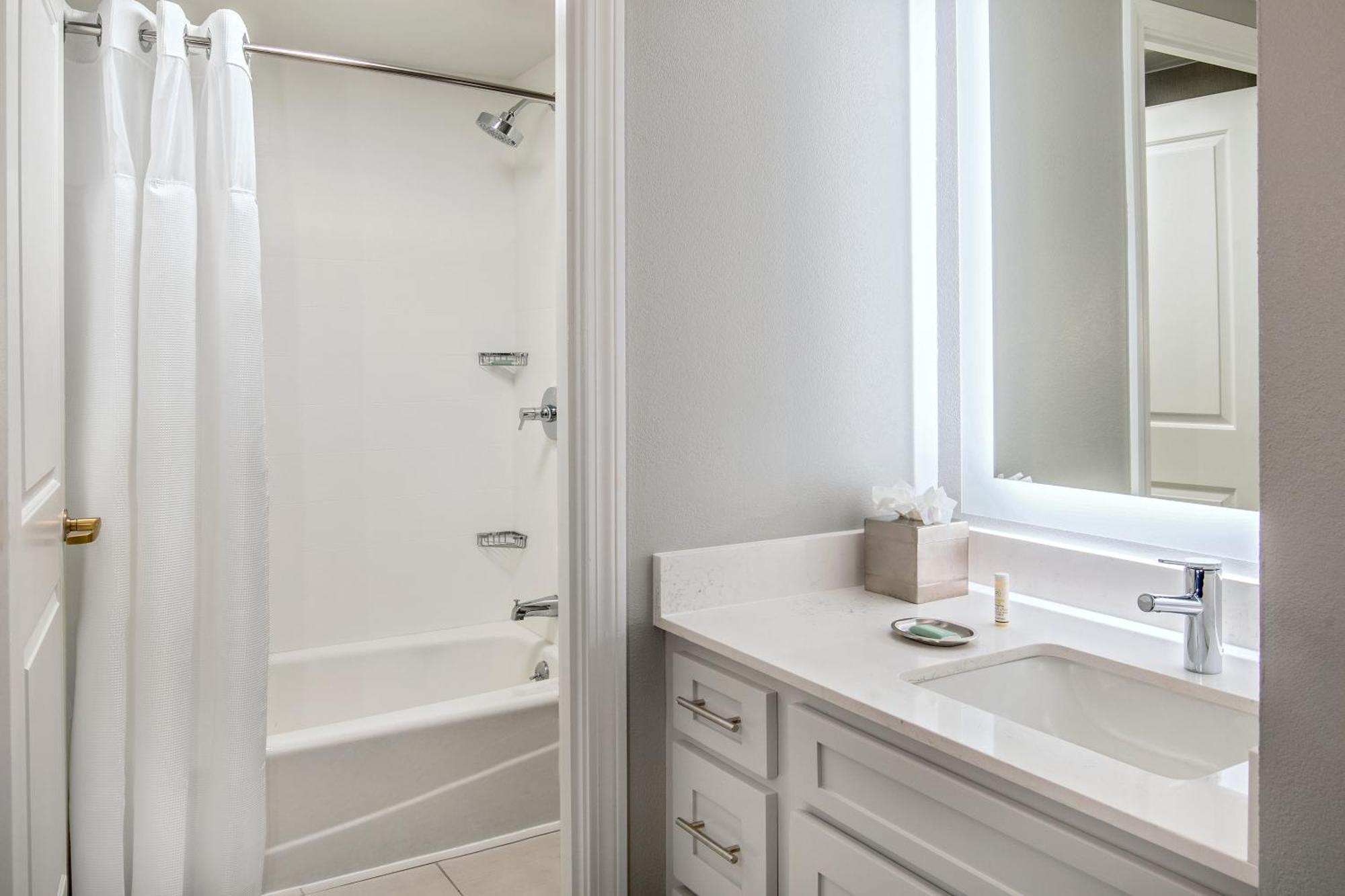 Two-Bedroom Suite with Sofa Bed,1611078409:JPEG