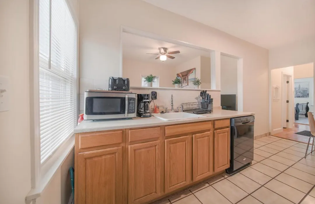 2Br Apt In The Heart Of Boston Near Boston Med-1