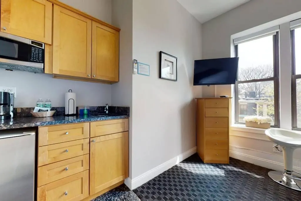 Charming Studio In Boston Brownstone, #44-1