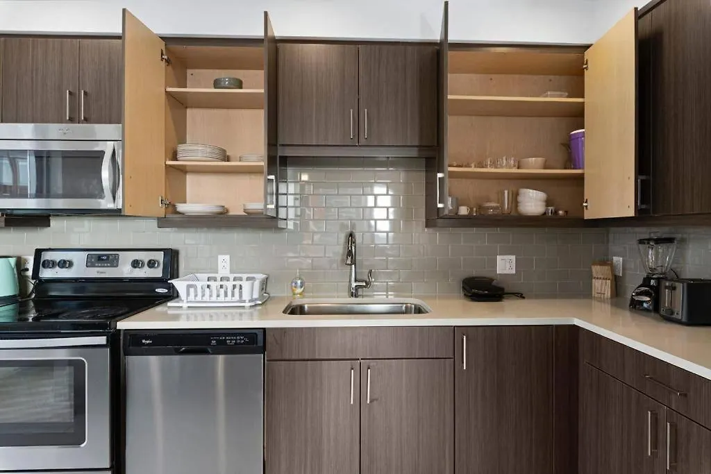 Modern Huge 2Bed 2Bath Apartment Back Bay-1
