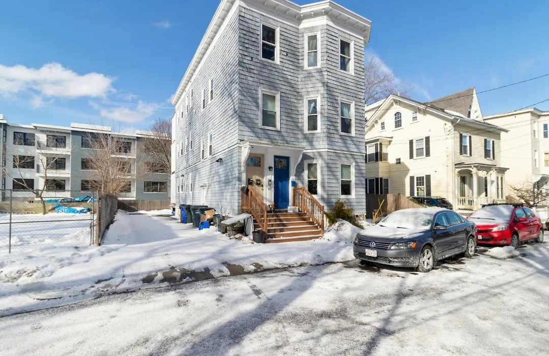 Modern 3Br With A Great Home Office & Patio Near Hospitals-1