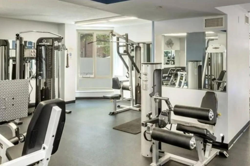 Backbay Center Lux 2Br 2Ba Condo-1