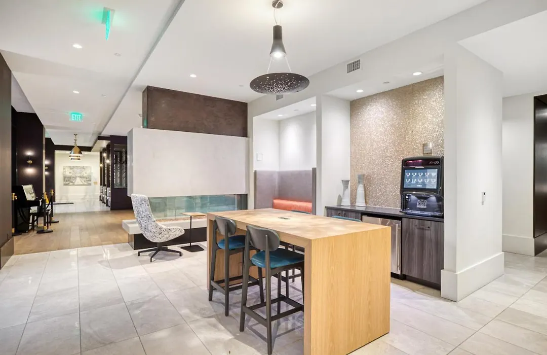 S End 1Br W Gym Wd Pool Nr Sowa Bos-569 Appartement-1