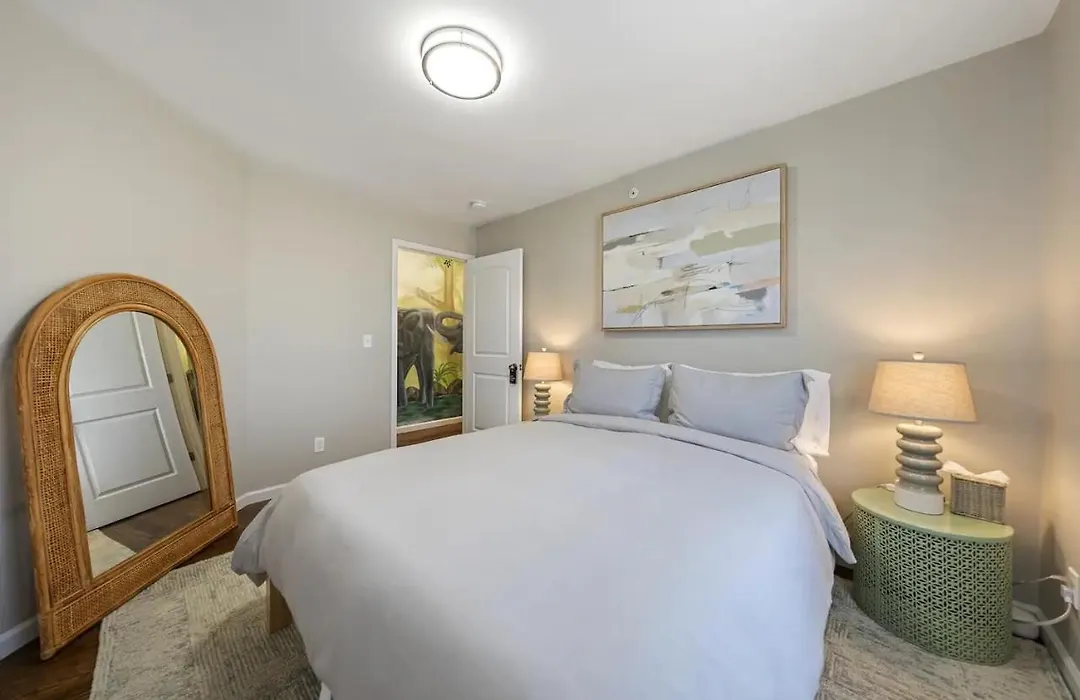Luxurious Brighton Retreat-1