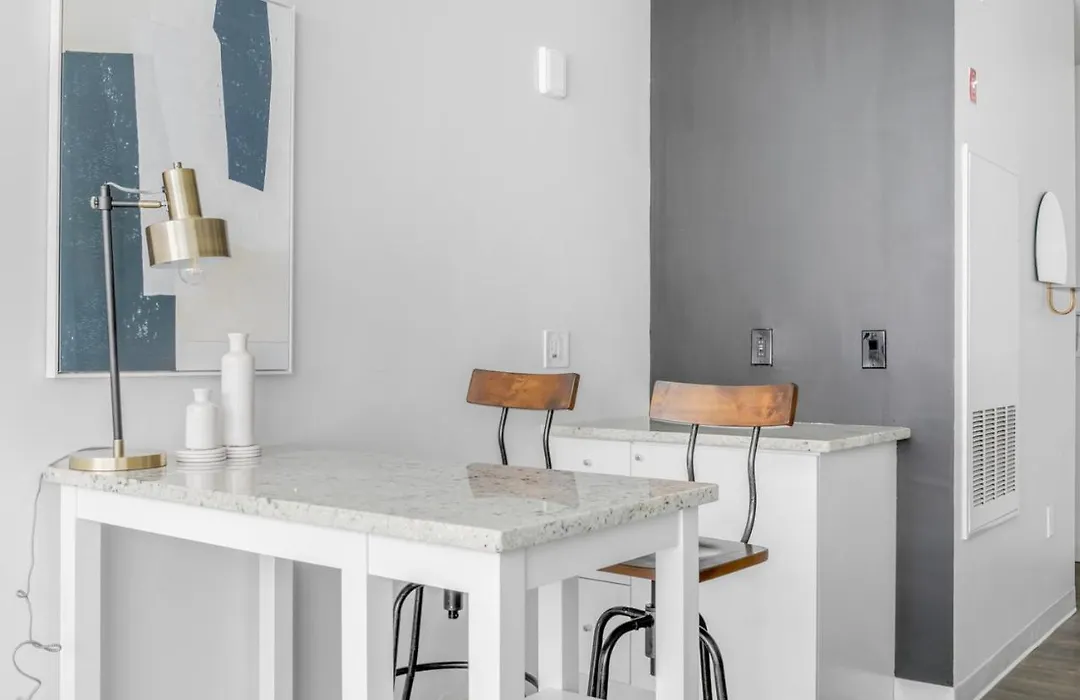 E Cambridge 2Br W Gym Wd Nr Lechmere T Bos-635-1