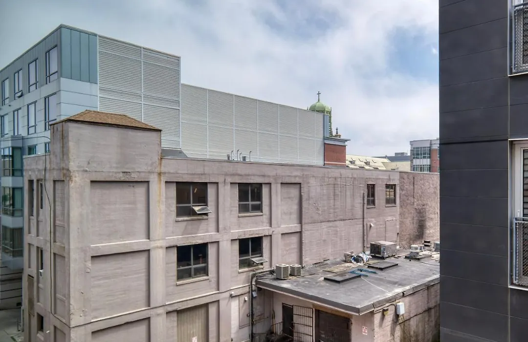 South Boston Studio W Wd Nr Red Line Bos-885-1