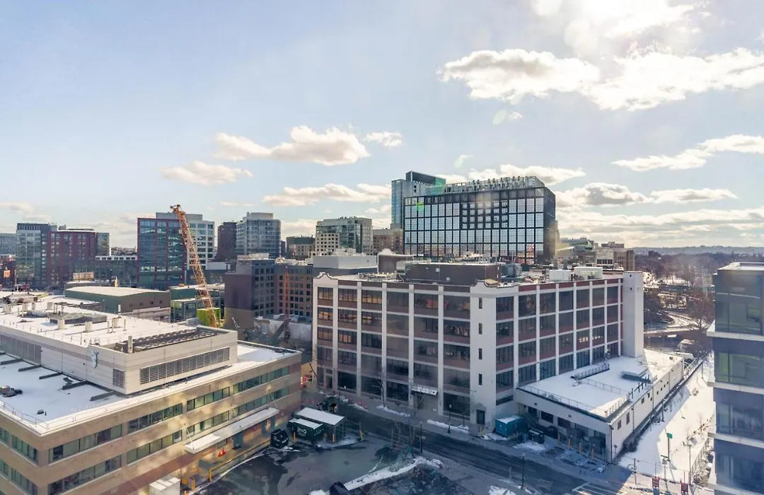 Fenway Studio W Wd Roof Gym Nr Fenway Park Bos-855-1