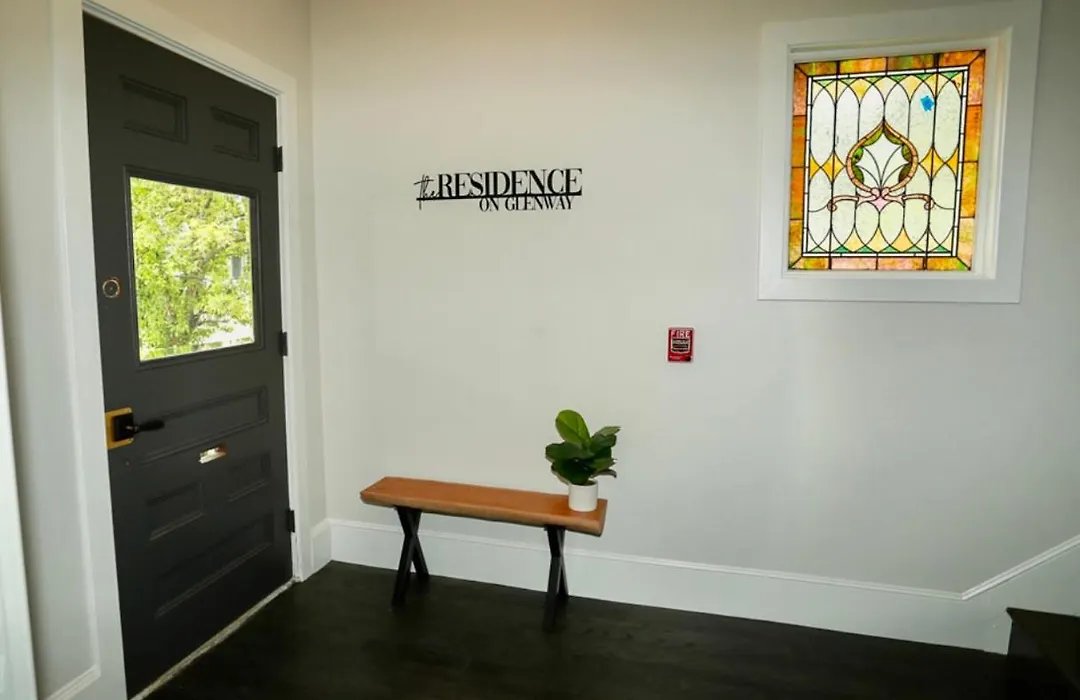 The Residence On Glenway --1