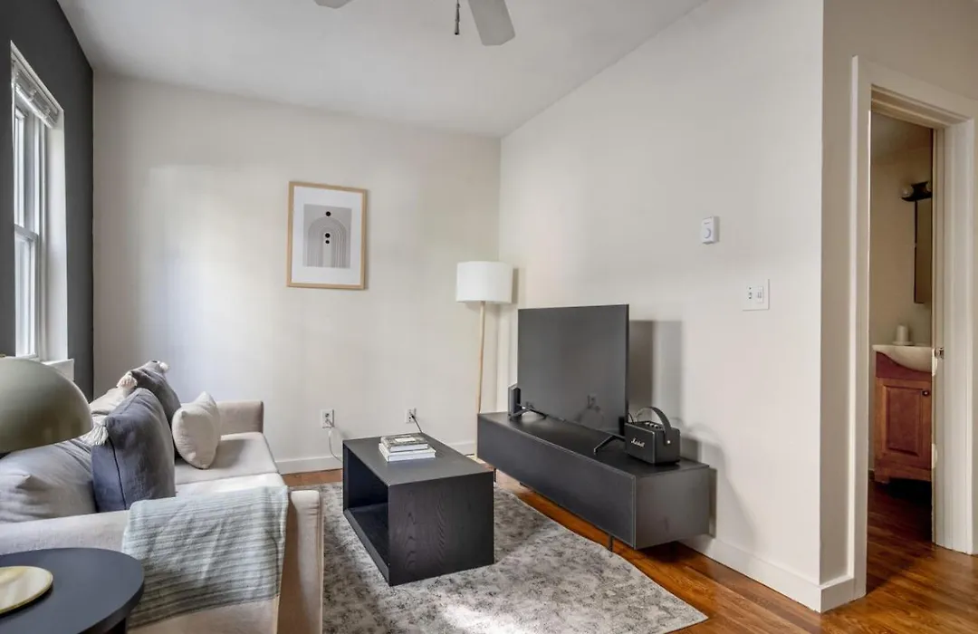 South Boston 1Br W Building Wd Nr Seaport Bos-913-1