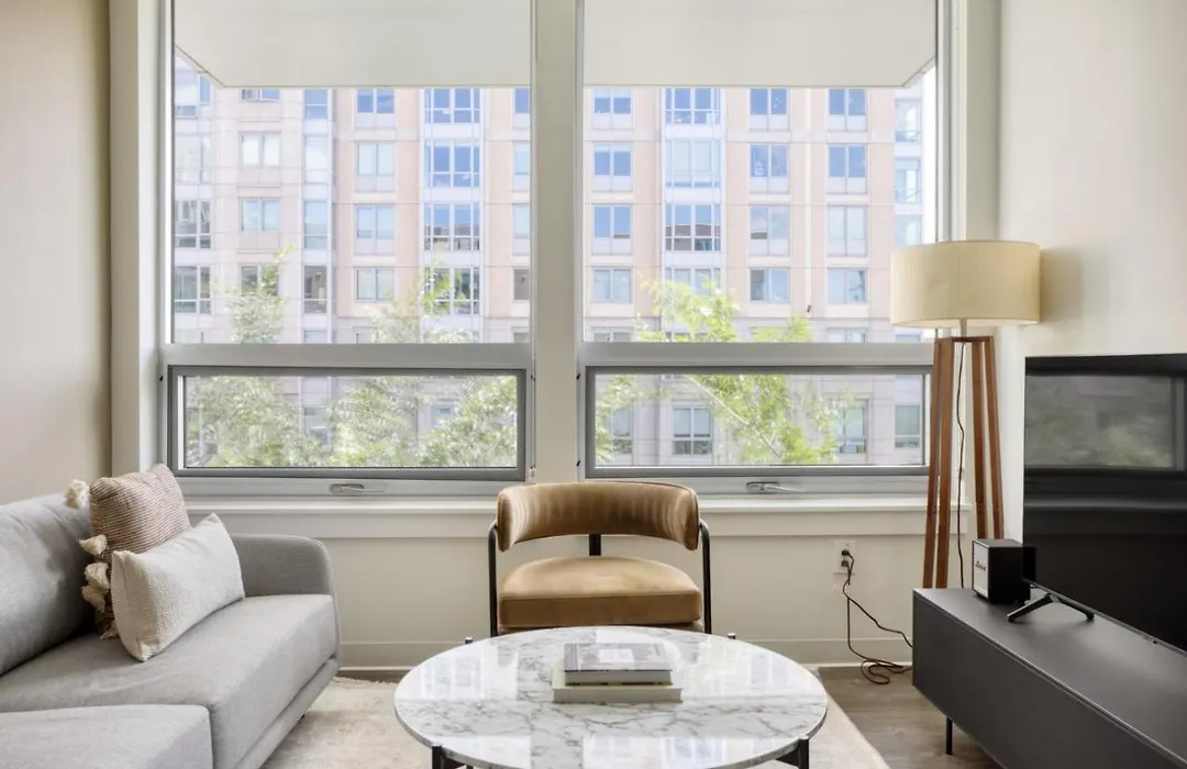 East Cambridge 2Br W Wd Gym Nr Lechmere T Bos-740-1