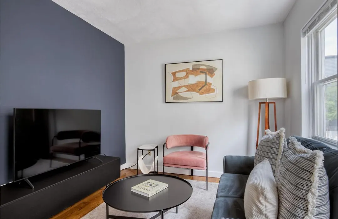 South Boston 2Br W Building Wd Nr Seaport Bos-912-1