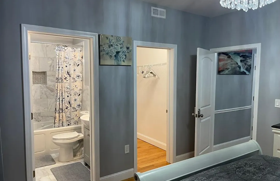 Boston Luxury 3 Bedroom Private Condo-1