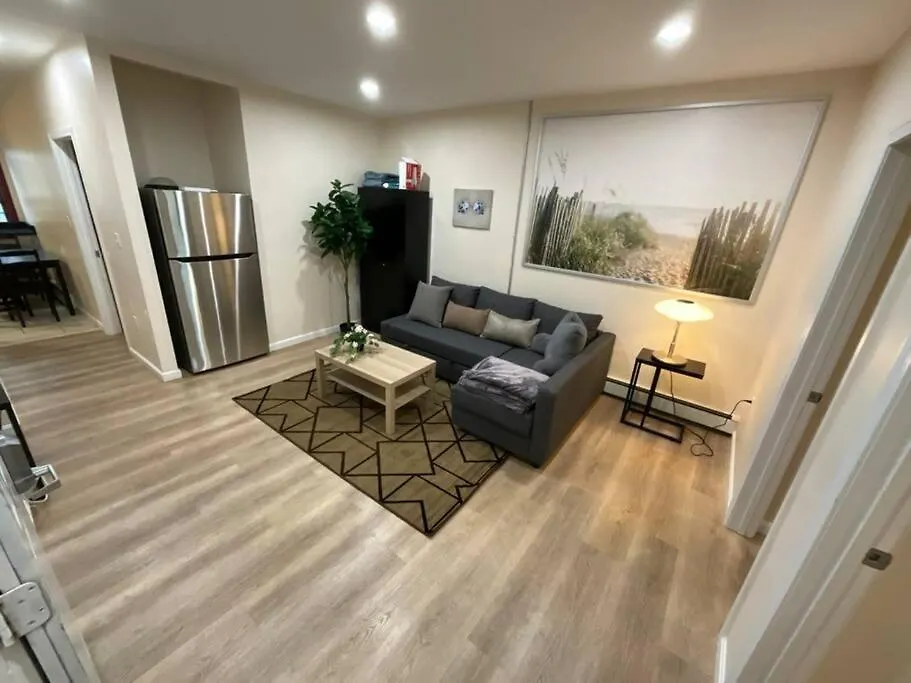 Furnished 3-Bed 1-Bath Private Apt In South End-1