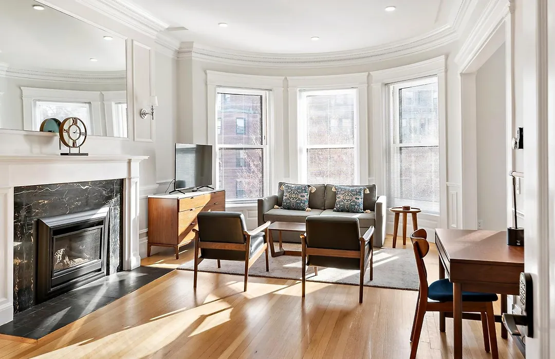 Charlesgate Suites-1