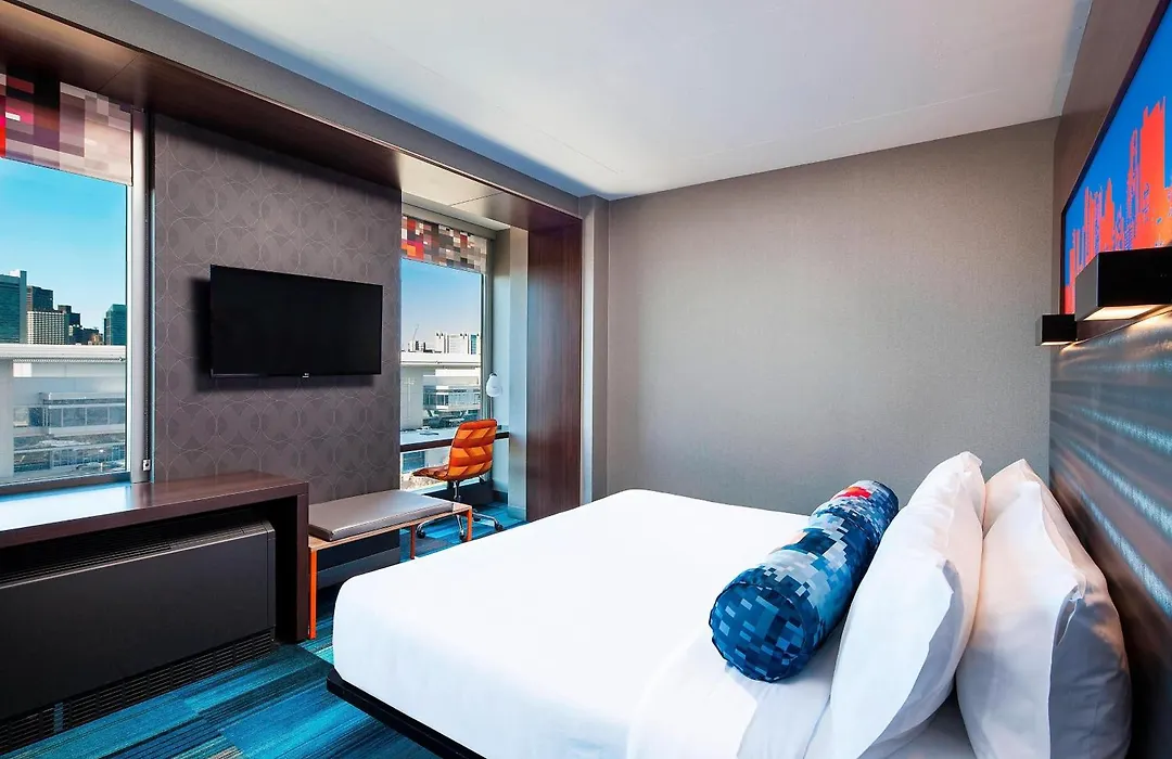 Aloft By Marriott Boston Seaport District-1