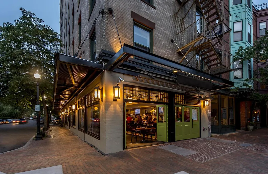 Staypineapple, A Delightful Hotel, South End-1