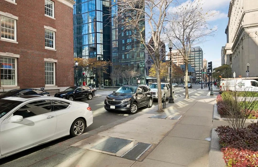 Back Bay 1Br W Wd Gym Nr Copley Sq Bos-574-1