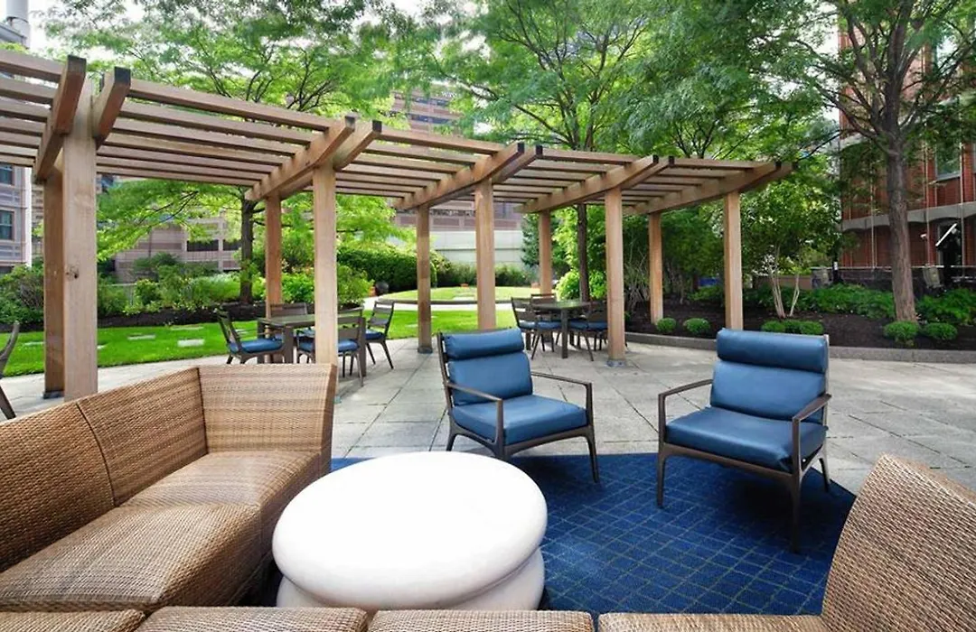 Back Bay 1Br W Gym Nr Copley Sq Bos-739-1
