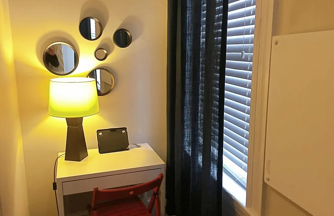 Gorgeous 2 Bed Best North End Location W Parking-1
