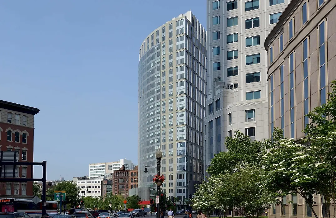 Global Luxury Suites At The Financial District-1