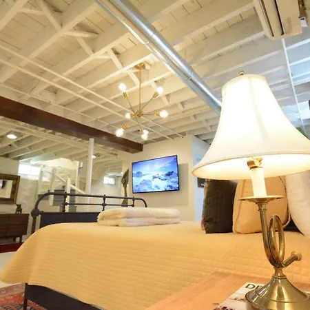 The Ashmont Guest House-3