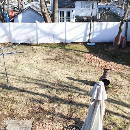 The Naughton Guest House-Close To Boston-2