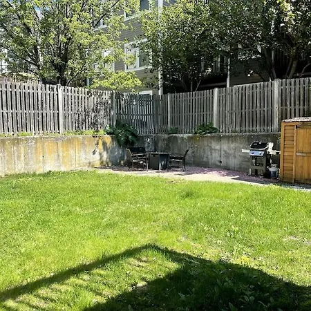 Lovely Two Bedroom Condo In South Boston-2