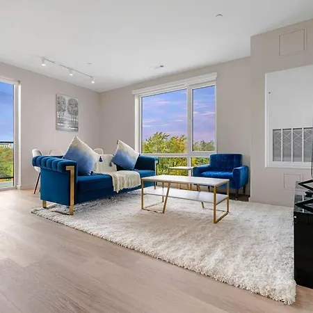 Luxurious&Modern With Balcony On The Charles River-2