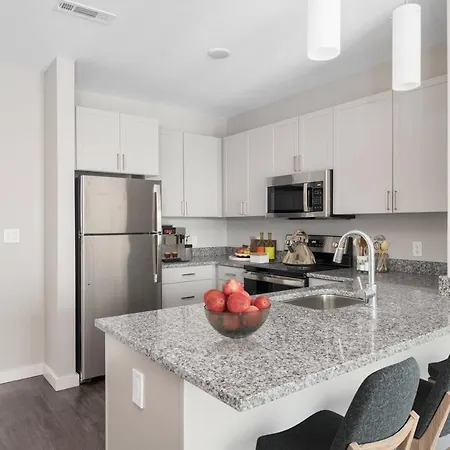 Luxury Water Front 2Bd/2Ba-2