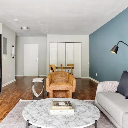 Ideal Longwood 1Br Nr Mission Park Bos-668-3