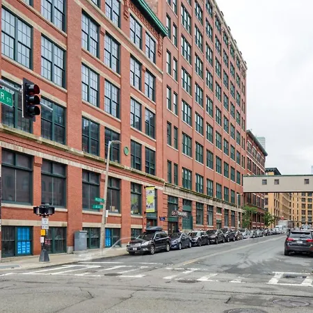 Fort Point Studio W Wd Nr S Station Bos-564-3