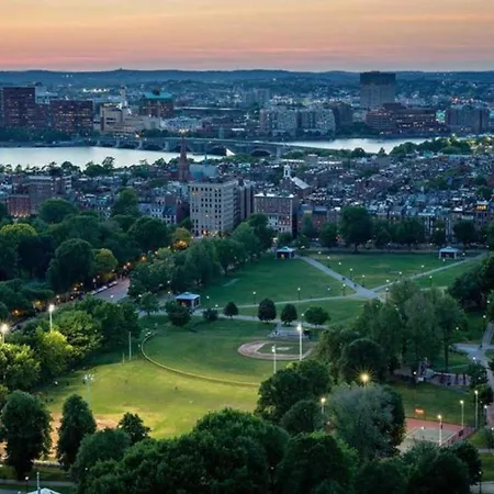 Downtown 1Br W Luxury Amenities Rooftop Views Bos-504-3