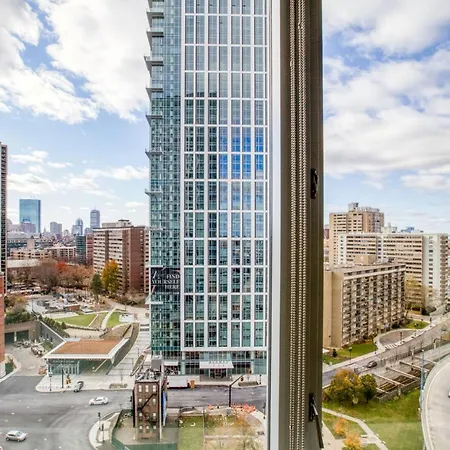 St W Wd Gym Nrt Iconic Boston Landmarks Bos-525-2