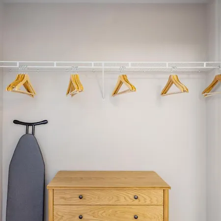 Somerville Studio W Gym Wd Nr Green Line Bos-702-3