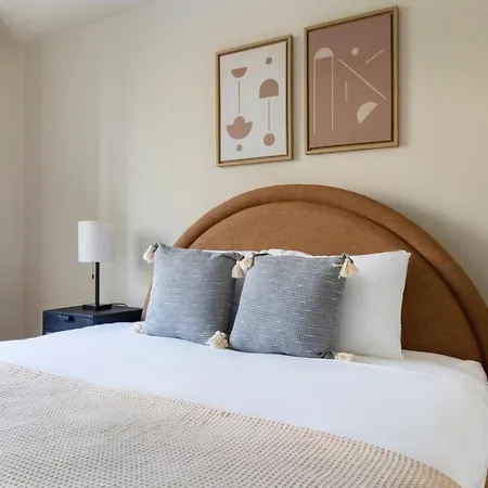 North Station 2Br W Wd Terrace Nr Td Garden Bos-811-3