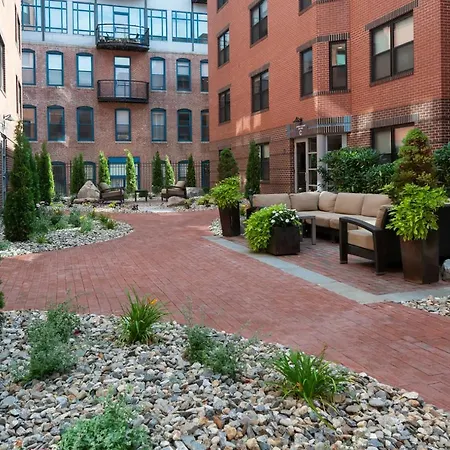 Back Bay 2Br W Courtyard Gym Nr Restaurants Bos-895-3