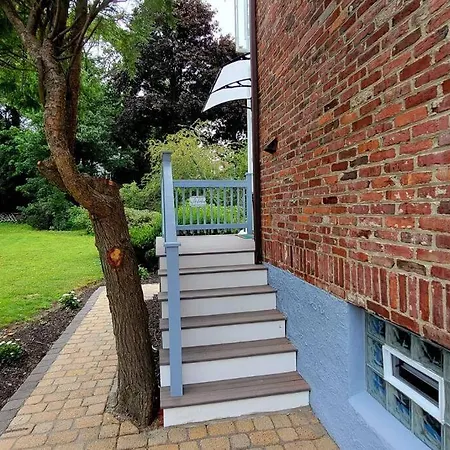 Unique & Peaceful Boston Home, Ideal For 2026 World Cup Visitor, Free Parking-2