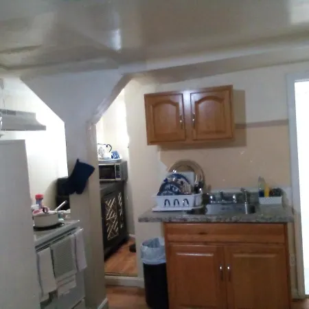 Two Bedroom Basement Unit In A Convenient Location-3