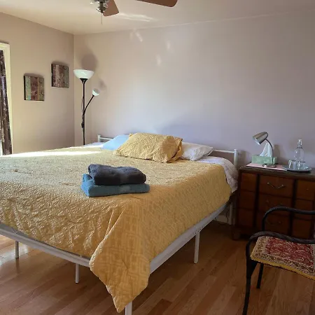 Beautiful 2-Bedroom, 2-Bath Townhouse-2