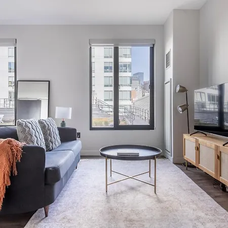 South End Studio W Gym Wd Nr Groceries Bos-952-3
