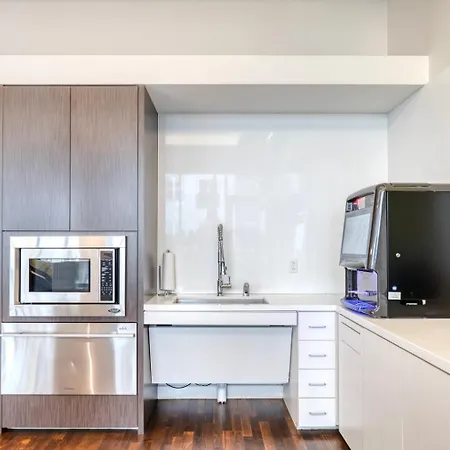 S Boston 1Br W Doorman Wd Nr Seaport Bos-189-2
