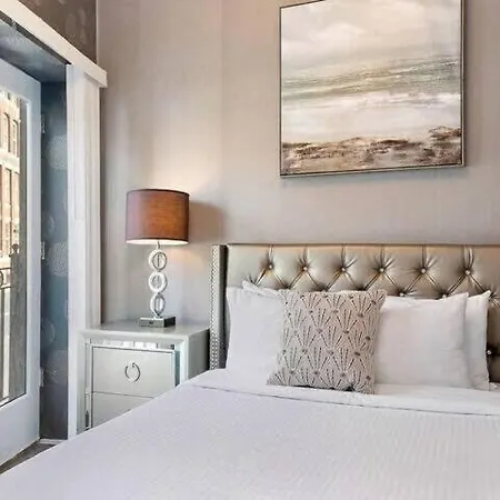 1-31 Excellent Location, Walk Everywhere Sleeps 3-2