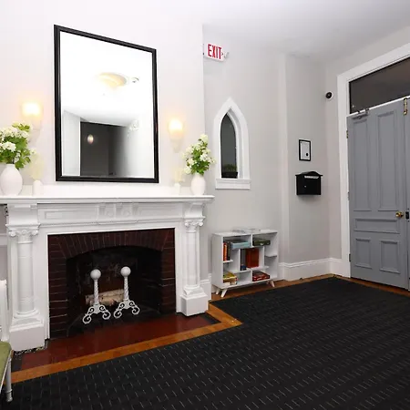 Stylish Newbury Street Studio, #2-3