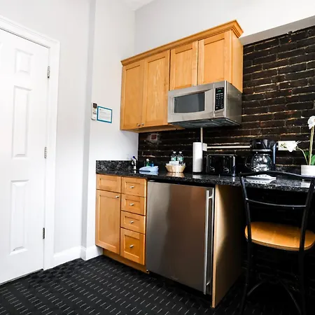 South End Studio Perfect For Work Travel #26-2