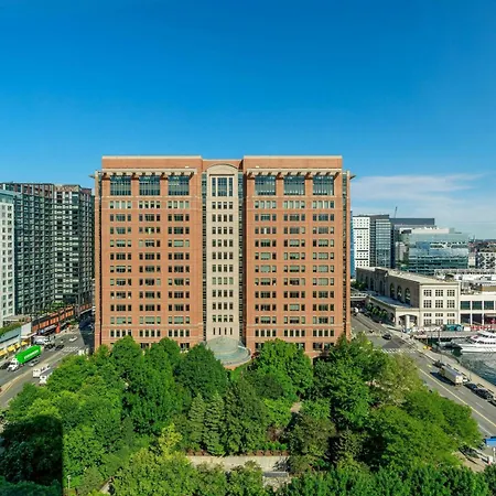 Renaissance Boston Seaport District-2