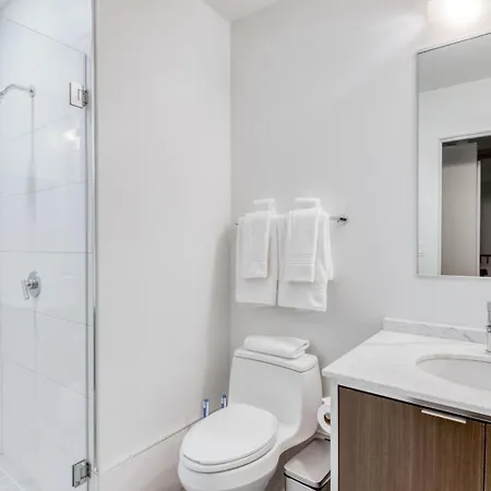 Downtown Studio W Gym Nr Restaurants Bos-986-2