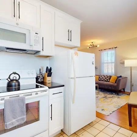 South End,2 Bed, In Unit Lau,Cen Air, Northeastern-2