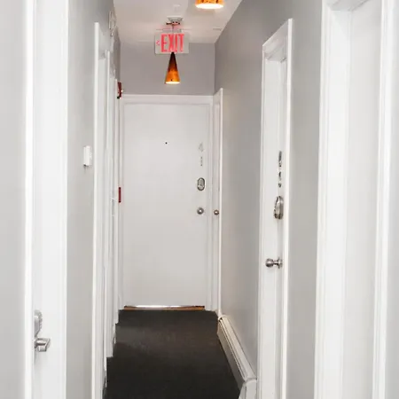 Charming Studio In Boston Brownstone, C. Ave #33-2