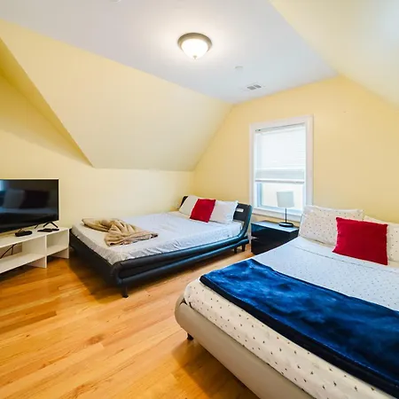 Family-Friendly 4Br Boston Stay Near Franklin Park, Free Parking, Near Mtba 233-3-3